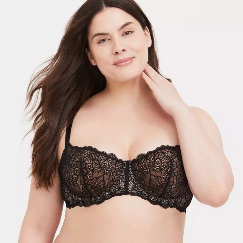 Torrid Unlined Balconette Peacock Lace Bra in Black and Nude, 44DDD